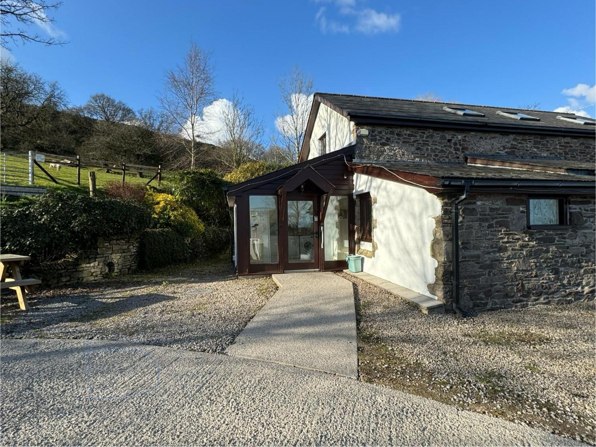 Upper Grippath Farm Holiday Cottages ニューポート エクステリア 写真